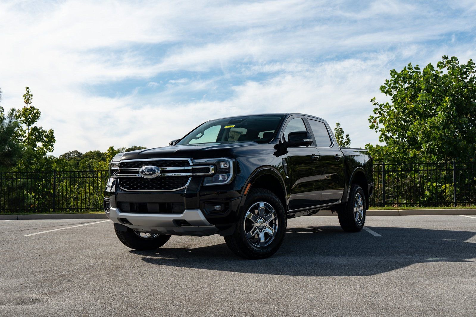 New 2025 Ford Ranger Lariat w/ FX4 Off-Road Package