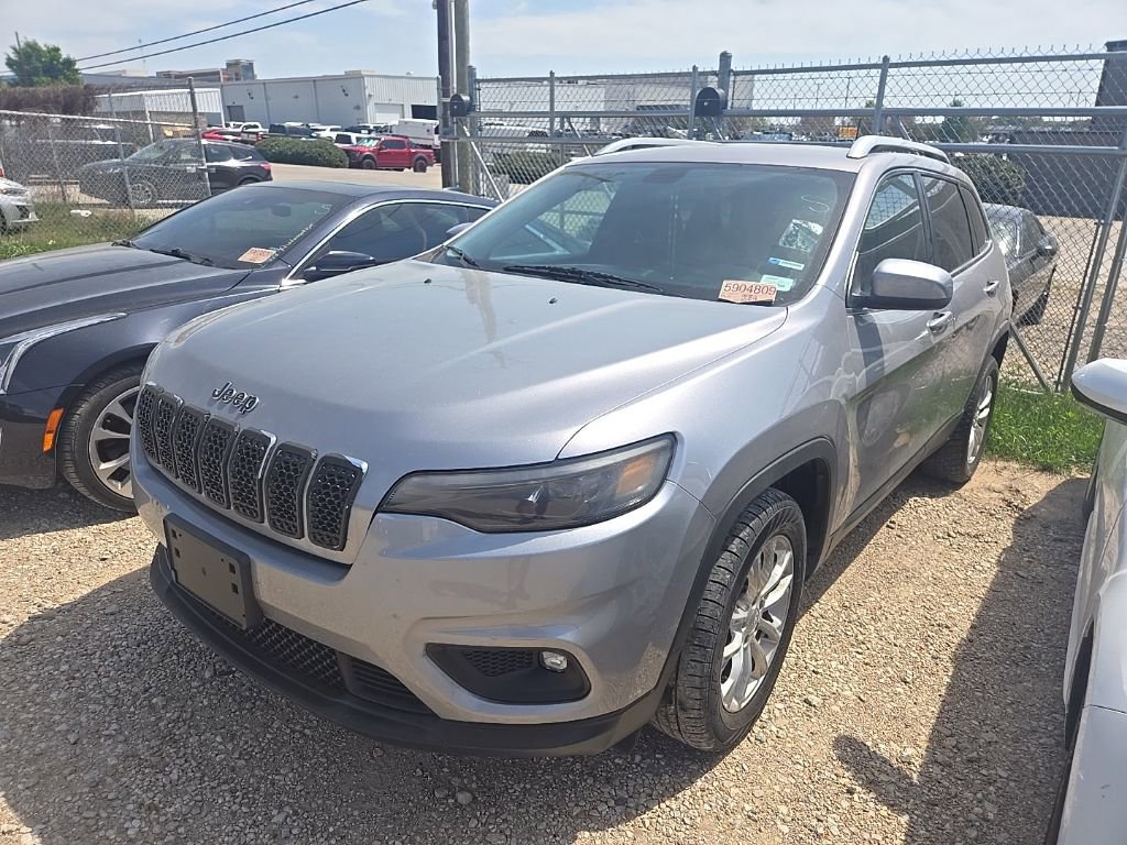 Used 2019 Jeep Cherokee Latitude w/ Popular Appearance Group