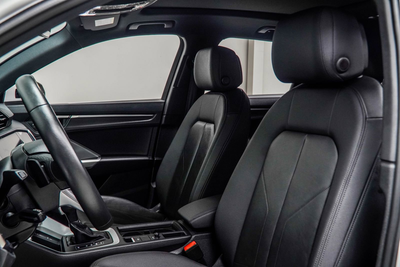 2025 Audi Q3 2.0T Premium