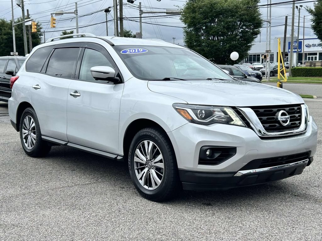 Used 2019 Nissan Pathfinder SL