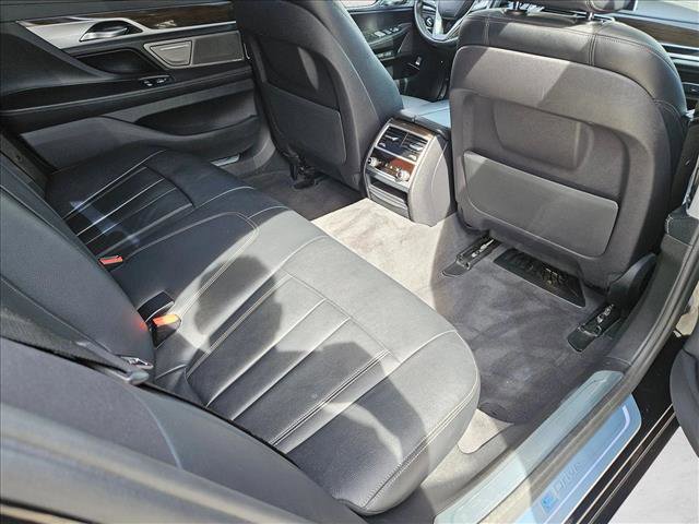 2018 BMW 740e xDrive