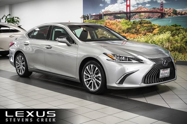 Used 2019 Lexus ES 300h w/ Premium Package