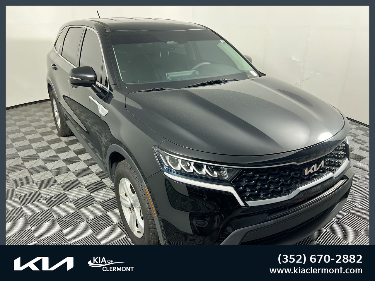 Certified 2023 Kia Sorento LX