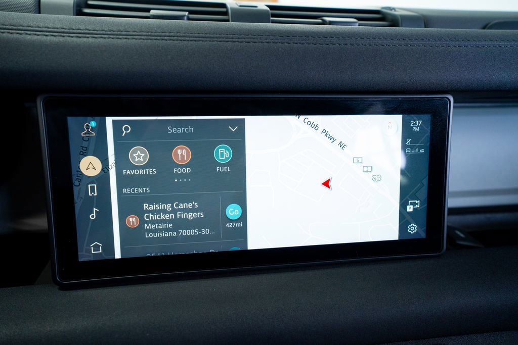 2020 Land Rover Defender 110 SE