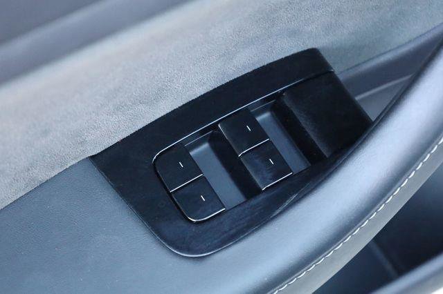 2019 Tesla Model 3 Performance