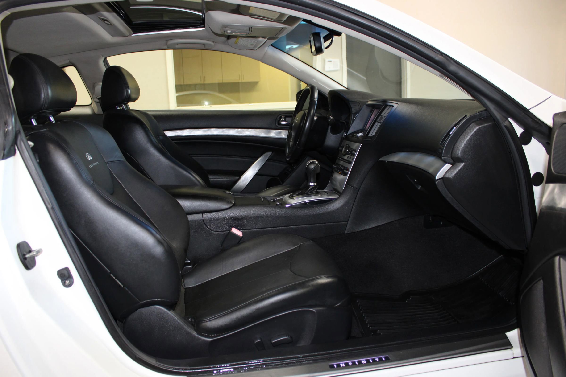 2014 INFINITI Q60 Journey