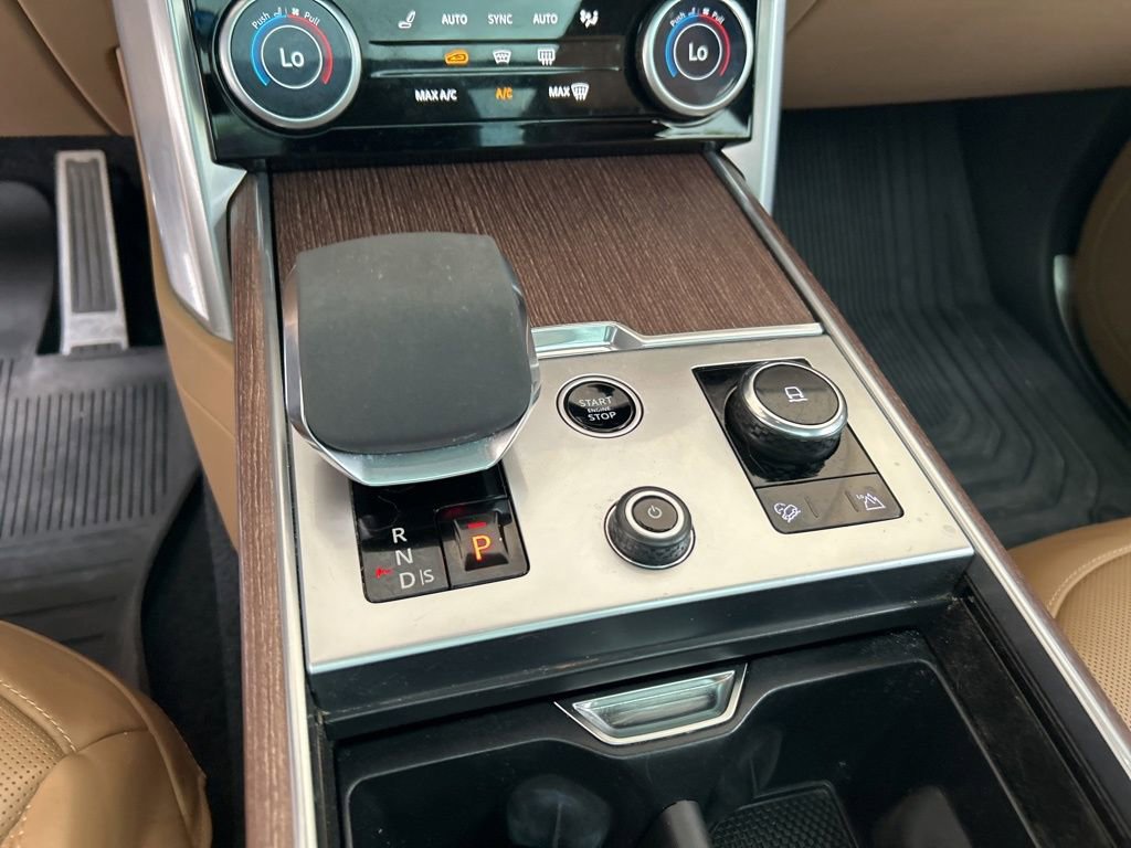 2023 Land Rover Range Rover SE