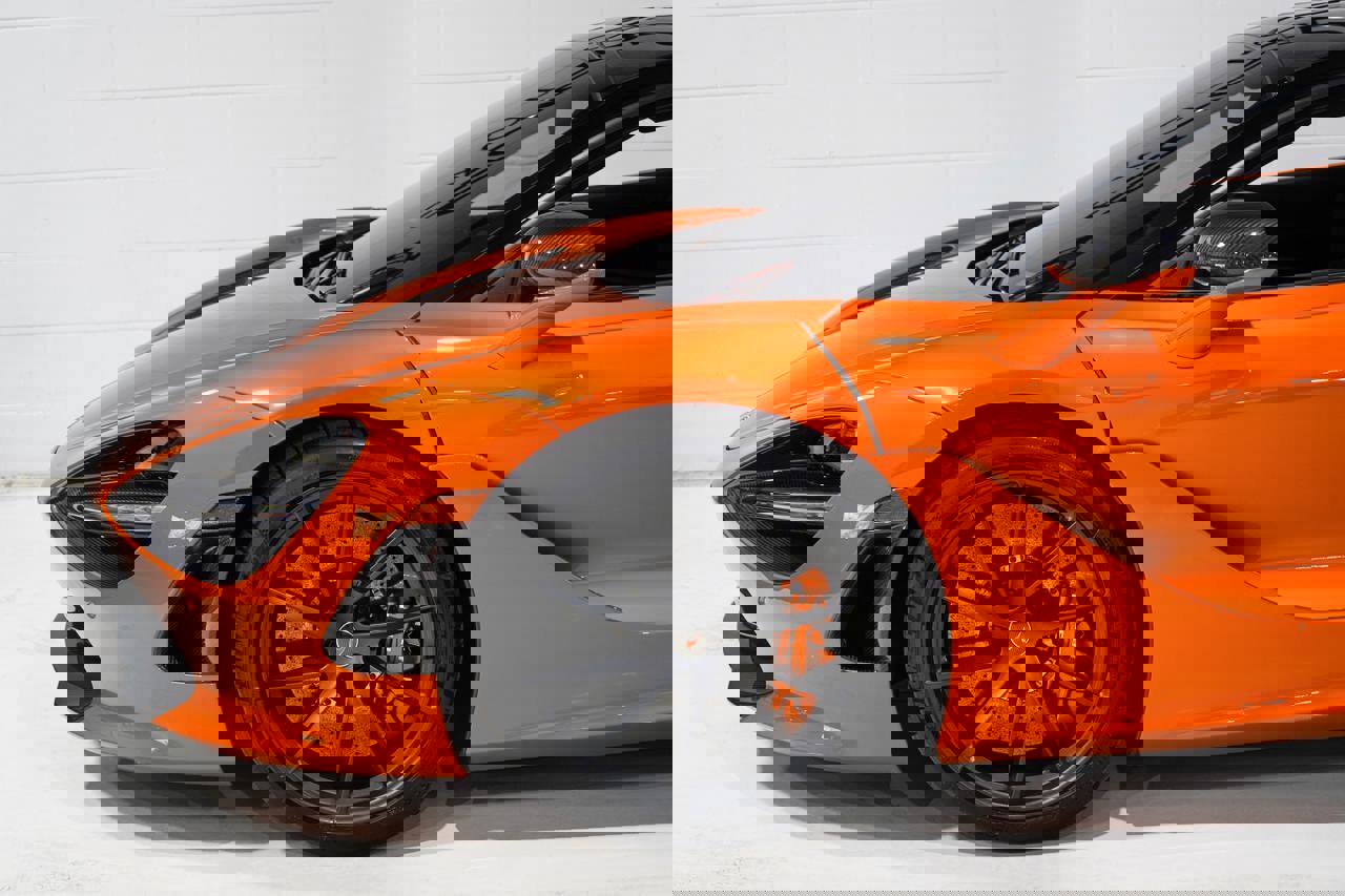 Used 2018 McLaren 720S Performance photo 36