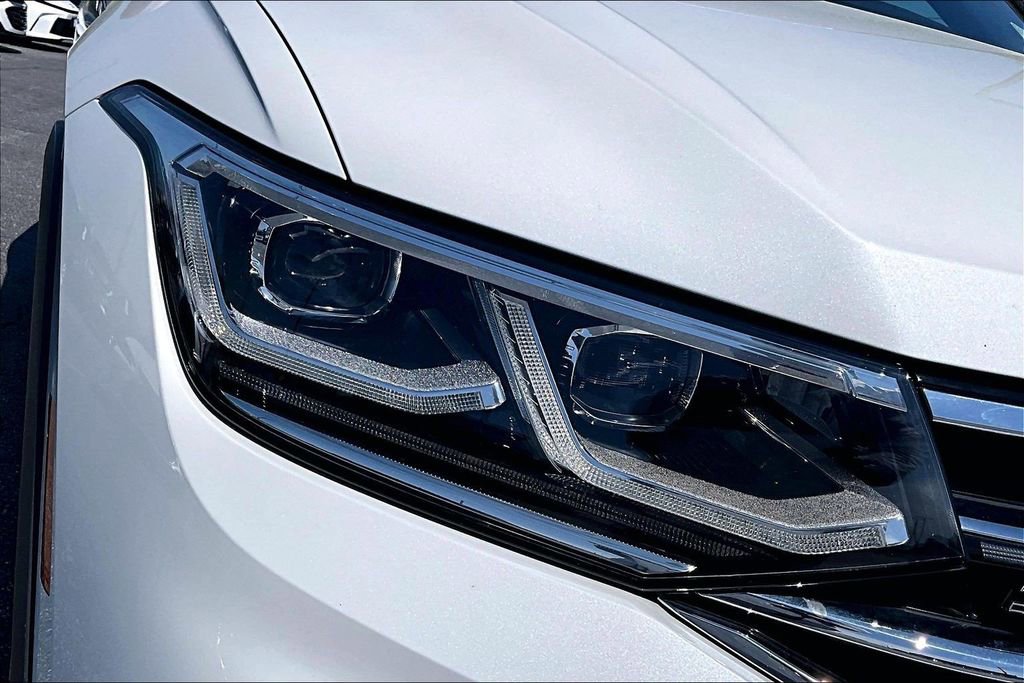 2022 Volkswagen Tiguan SEL R-Line