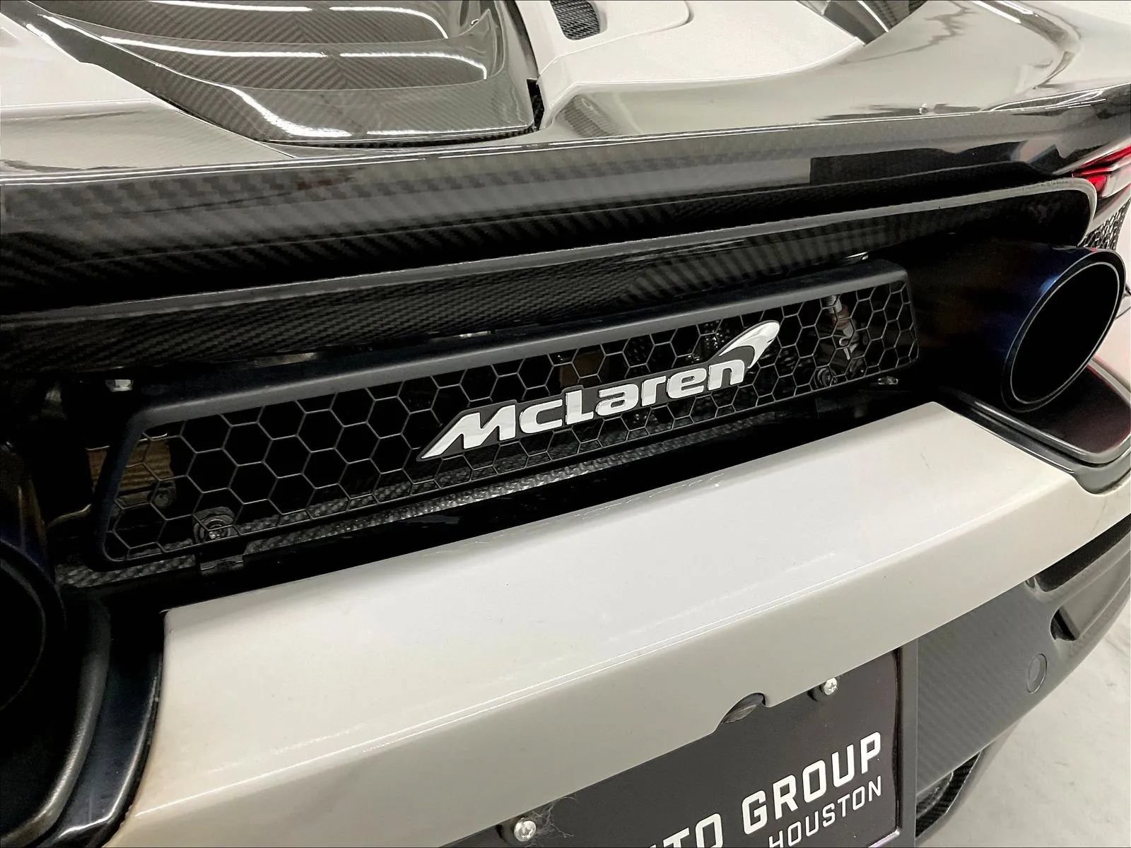 Used 2019 McLaren 720S Performance photo 26