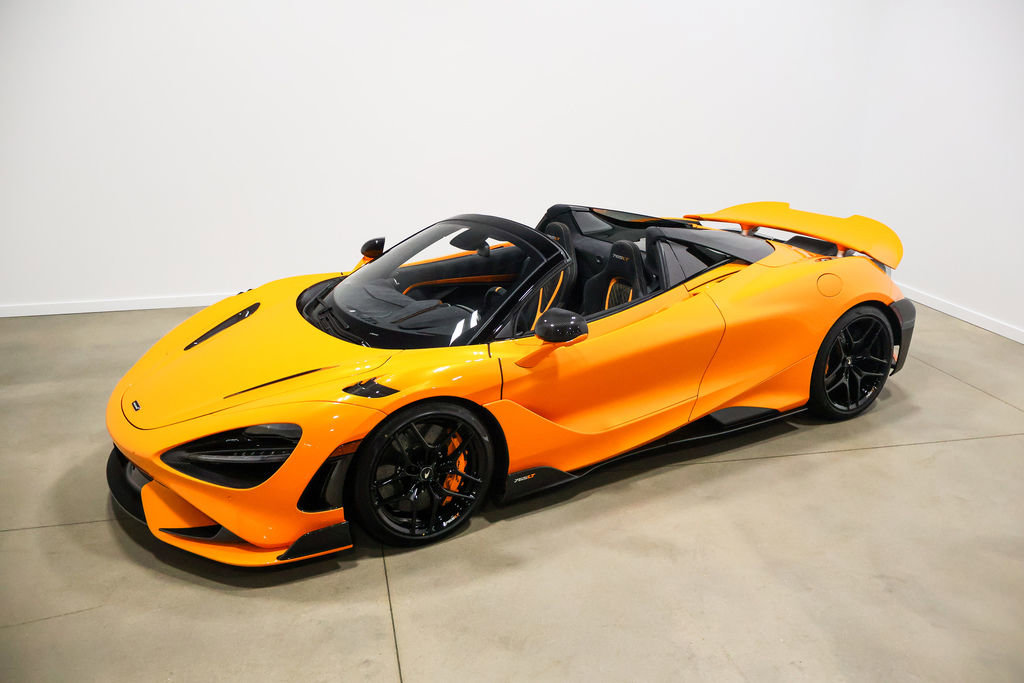 Used 2022 McLaren 765LT photo 6