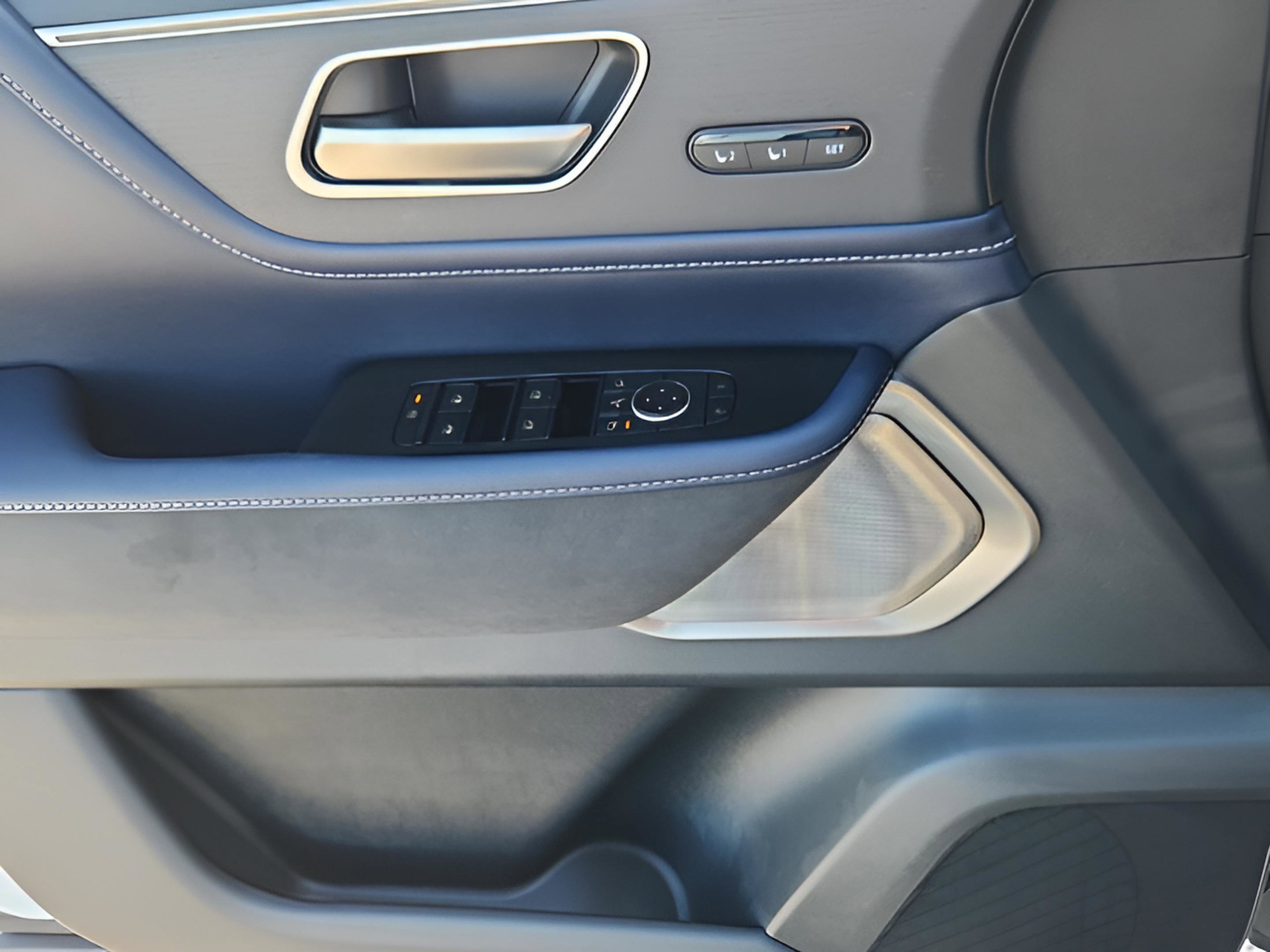 2026 INFINITI Qx80 4WD