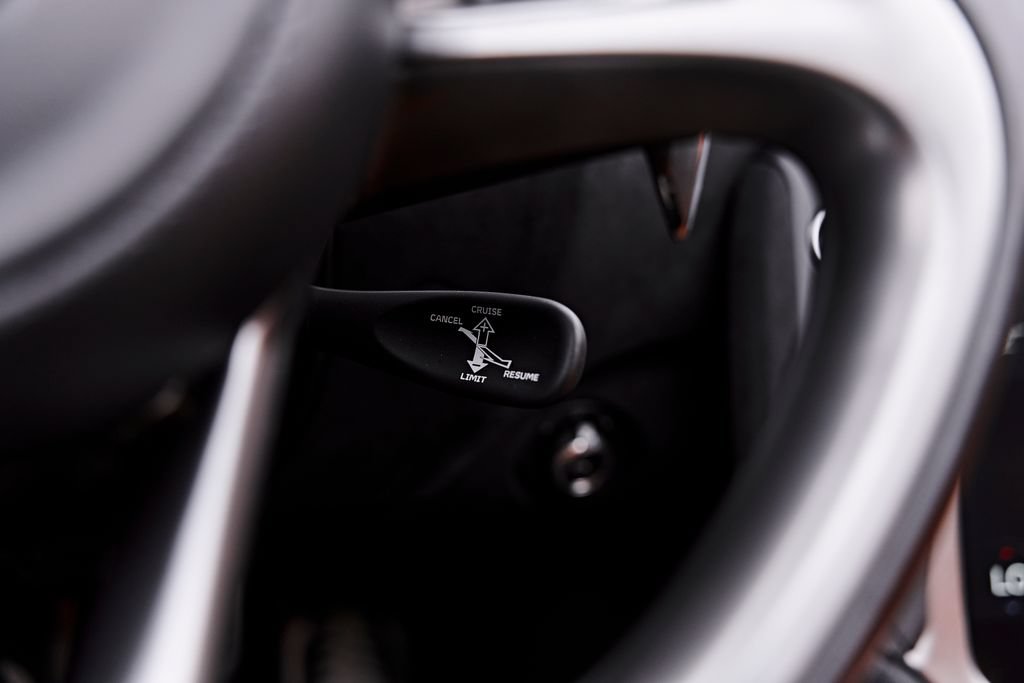 Used 2025 McLaren 750S Spider photo 77
