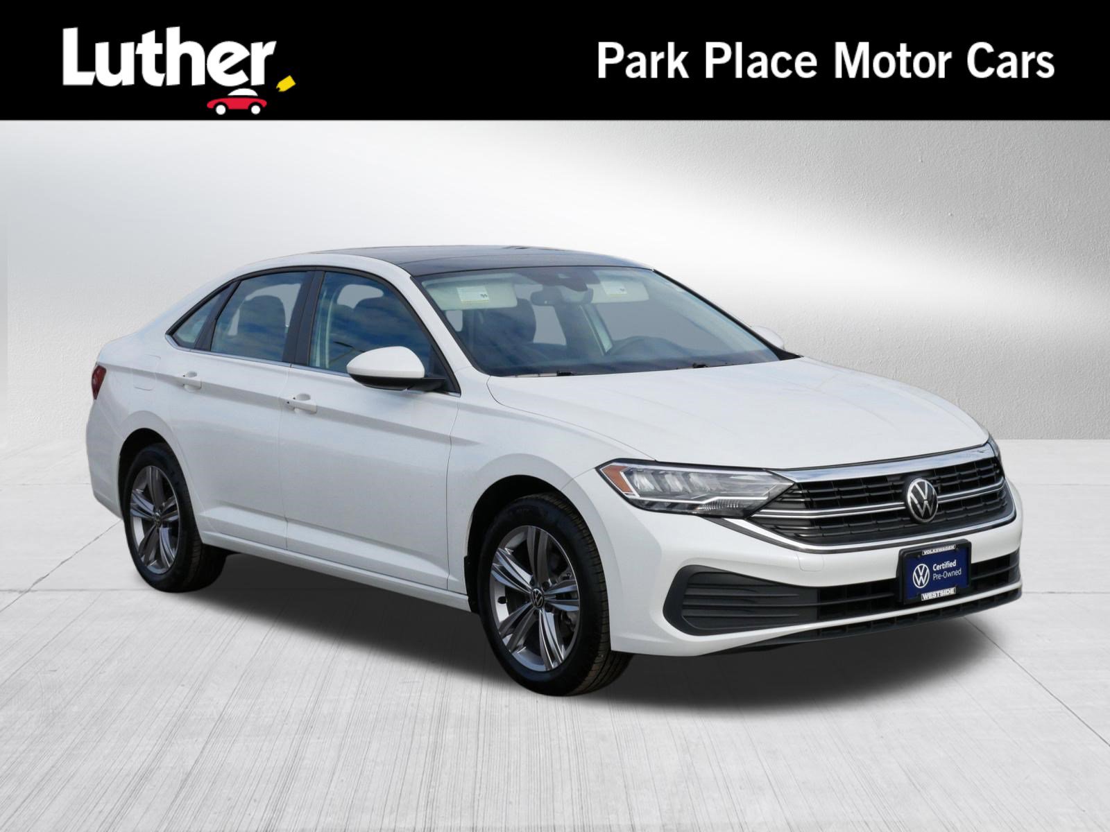 Certified 2022 Volkswagen Jetta SE w/ Panoramic Sunroof Package