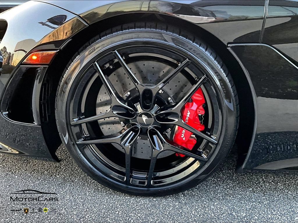 Used 2026 McLaren 750S Spider photo 10