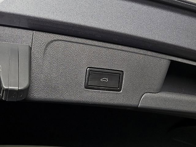 2020 Volkswagen Atlas Cross Sport SE