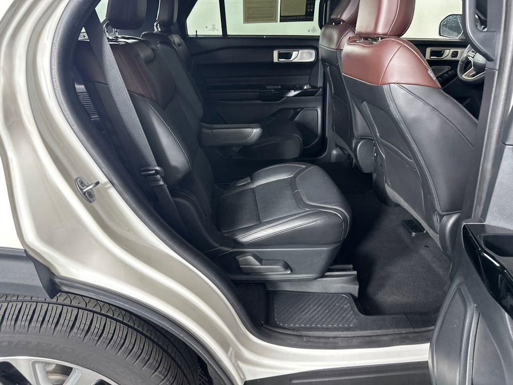 2022 Ford Explorer Platinum