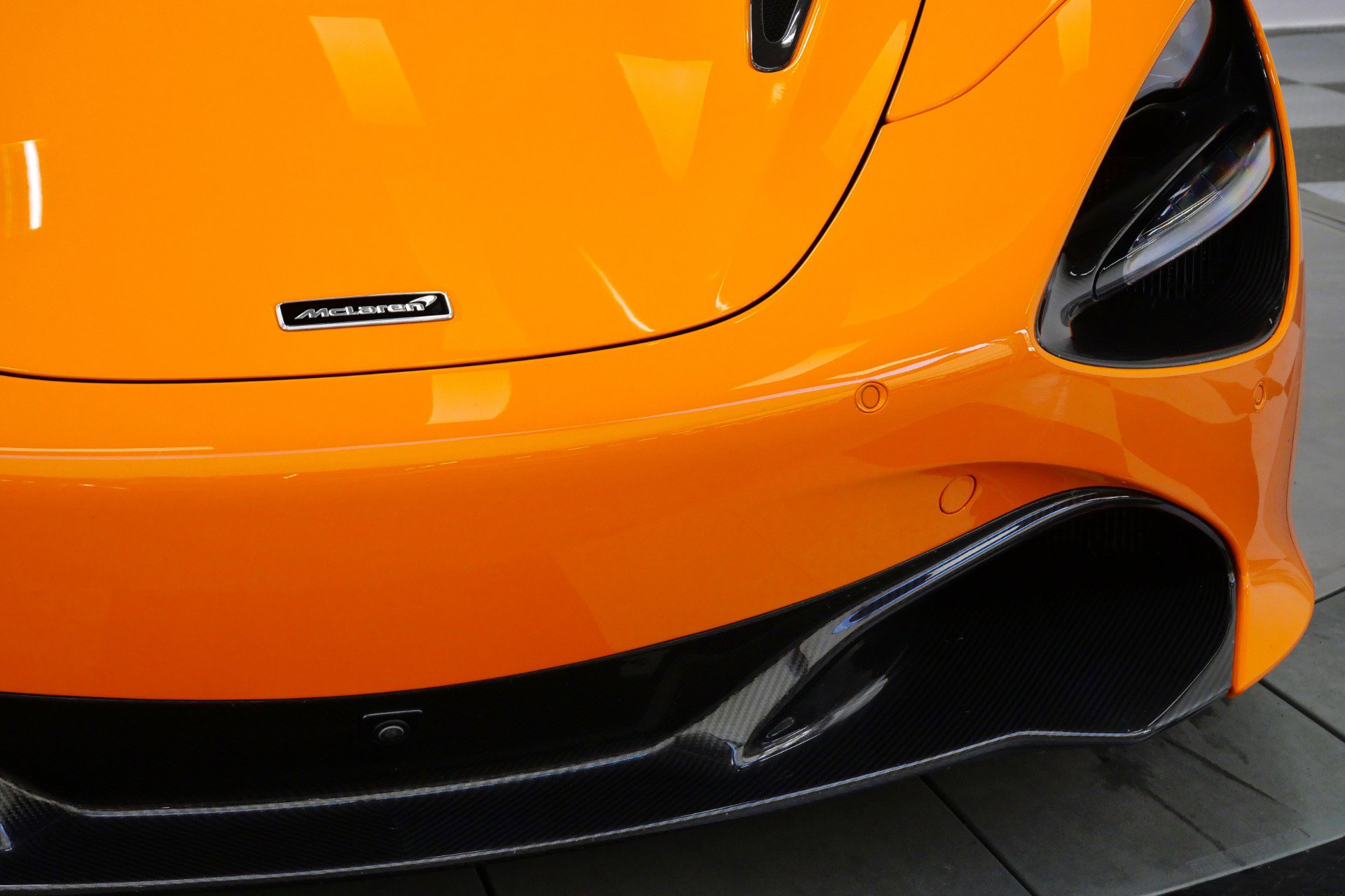 Used 2022 McLaren 720S Performance photo 40