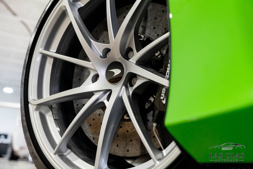 Used 2026 McLaren 750S Spider photo 29