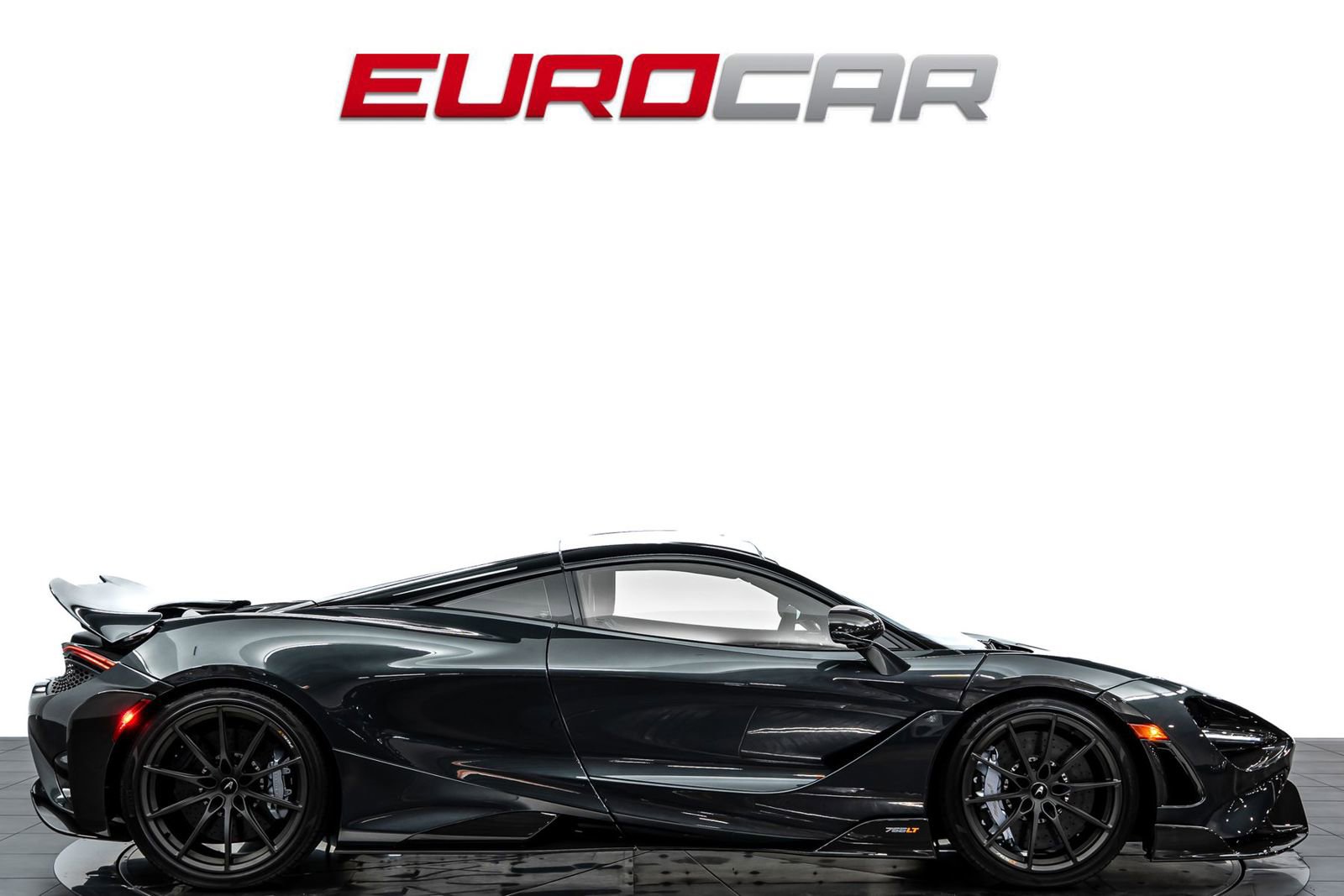 Used 2021 McLaren 765LT photo 6
