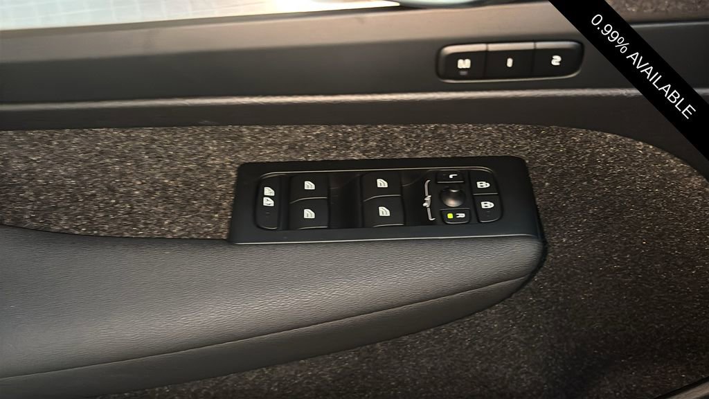 2026 Volvo Xc40 B5 Ultra