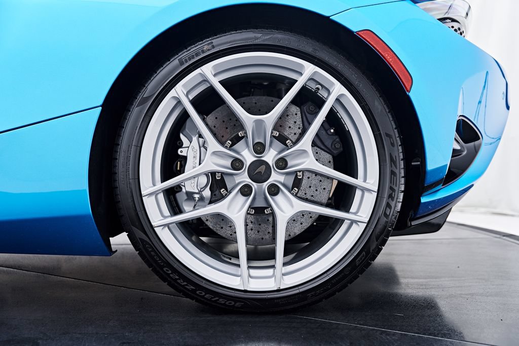 Used 2025 McLaren 750S Spider photo 43