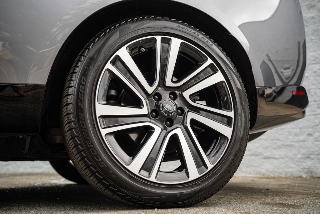 2023 Land Rover Range Rover SE