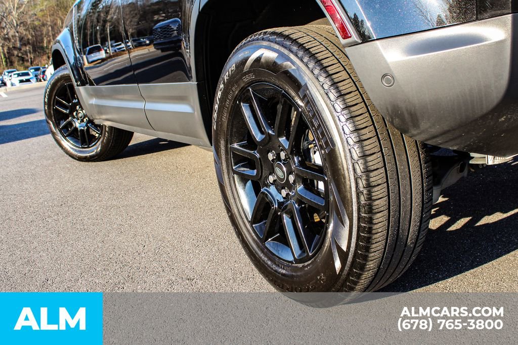 2025 Land Rover Defender 110 S