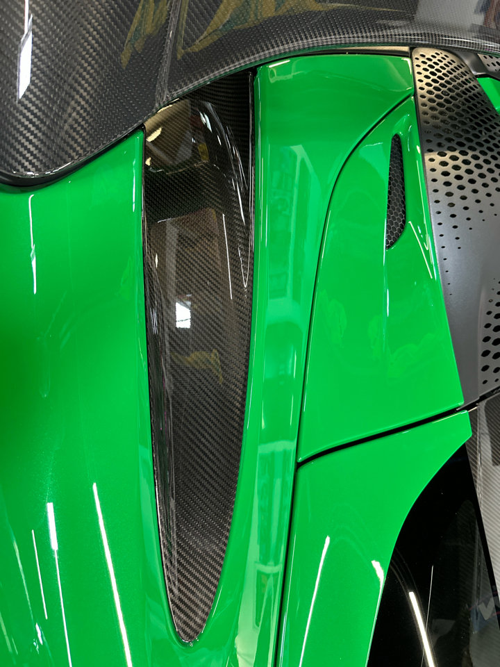 Used 2022 McLaren 765LT photo 27