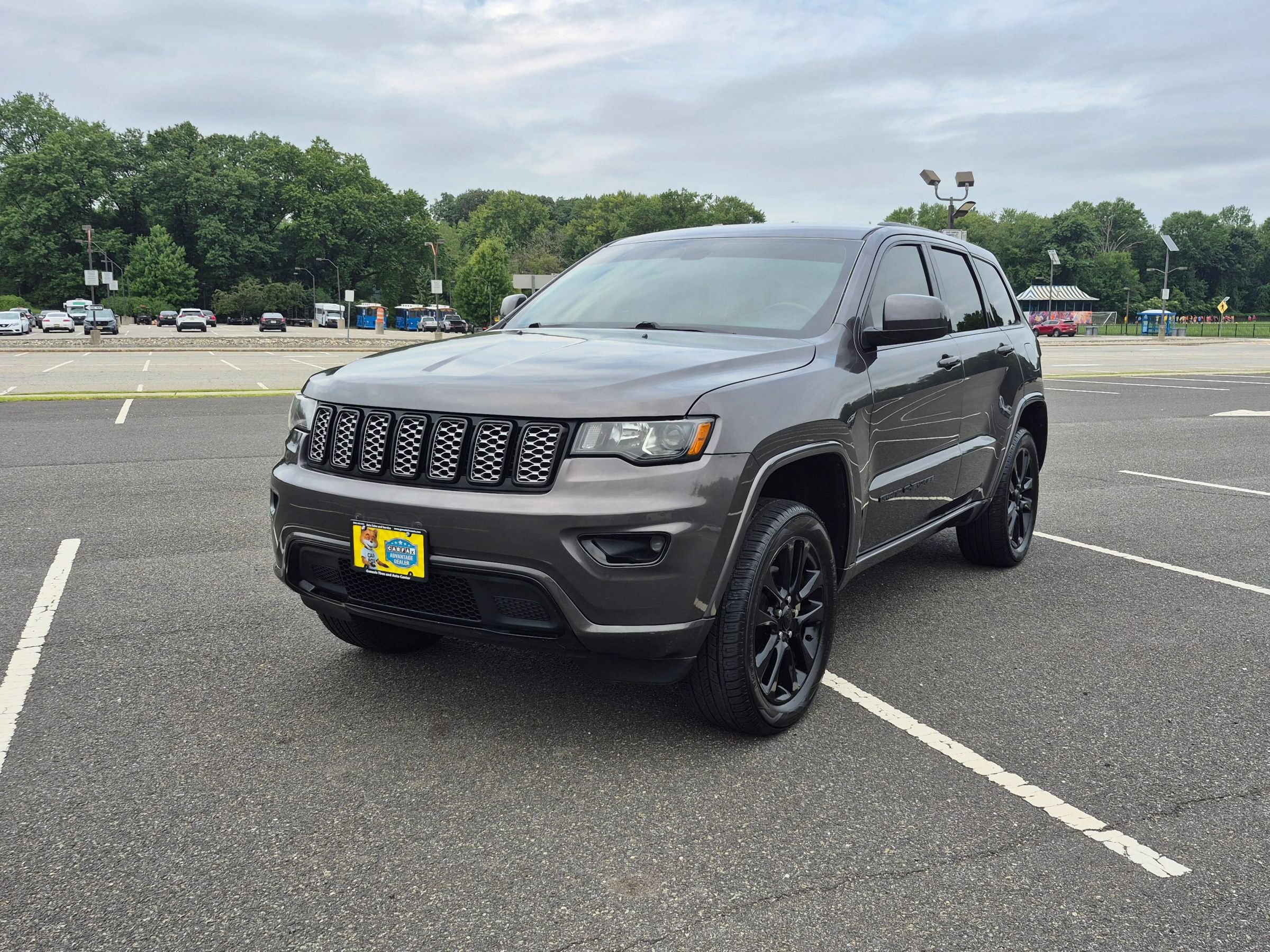 Used 2018 Jeep Grand Cherokee Laredo