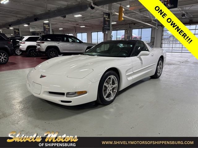 Used 2004 Chevrolet Corvette Coupe w/ Roof Package