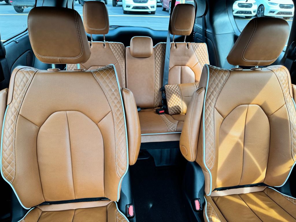 2024 Chrysler Pacifica Pinnacle