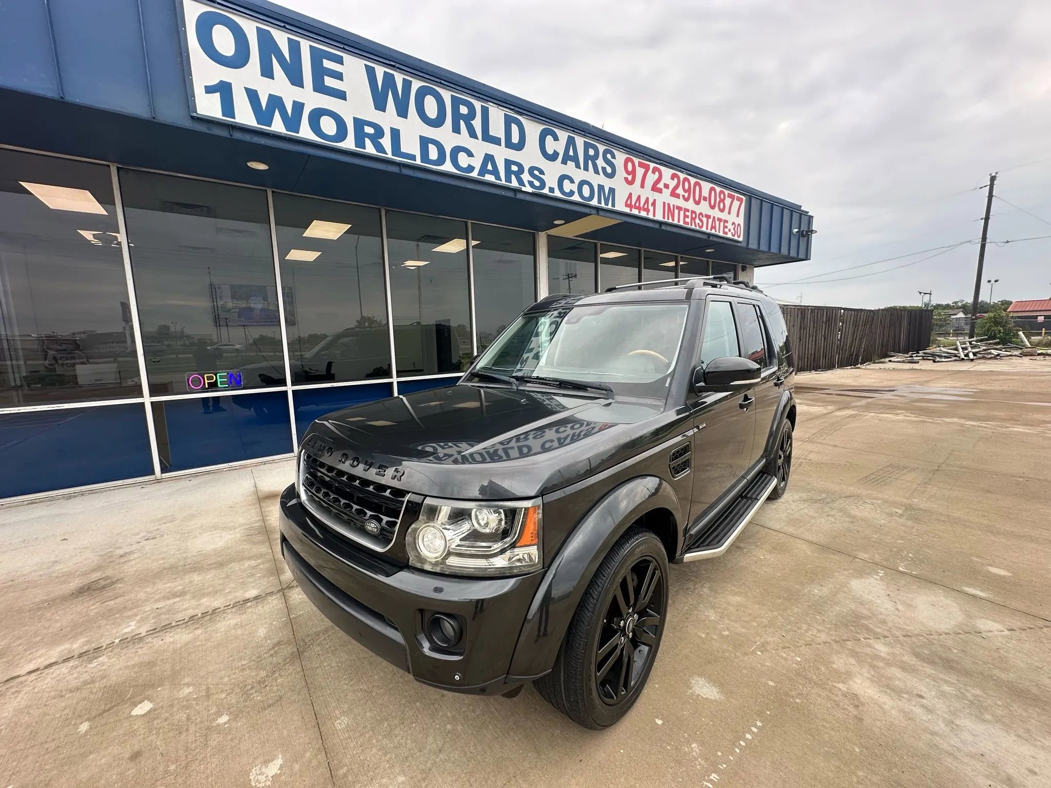 Used 2015 Land Rover LR4 HSE LUX