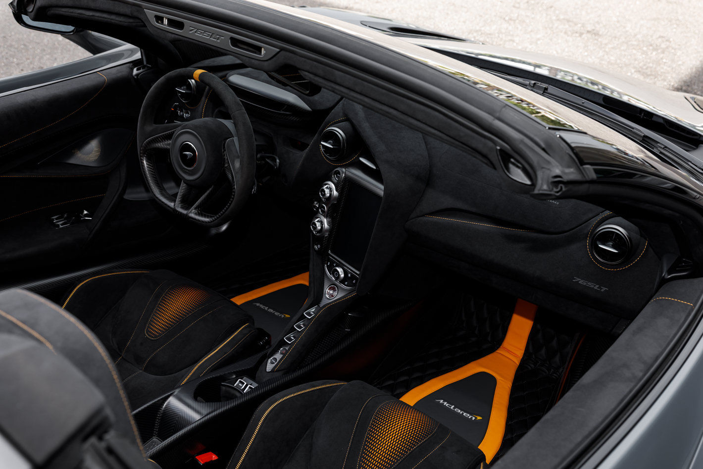 Used 2022 McLaren 765LT photo 66