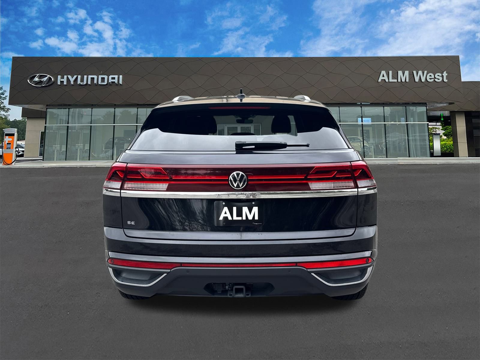 2025 Volkswagen Atlas Cross Sport SE