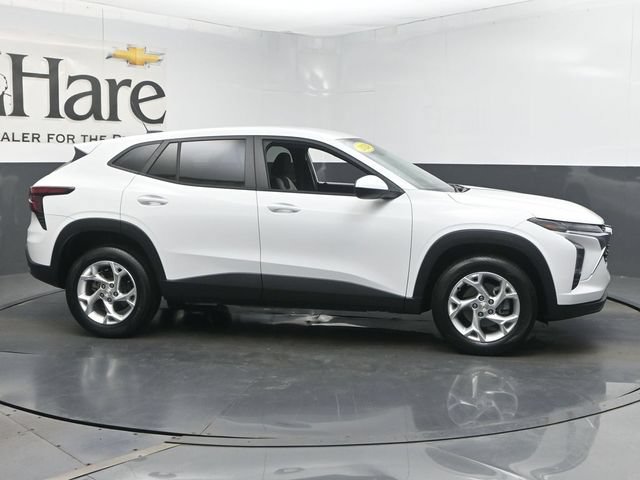 Used 2024 Chevrolet Trax LS w/ LS Convenience Package