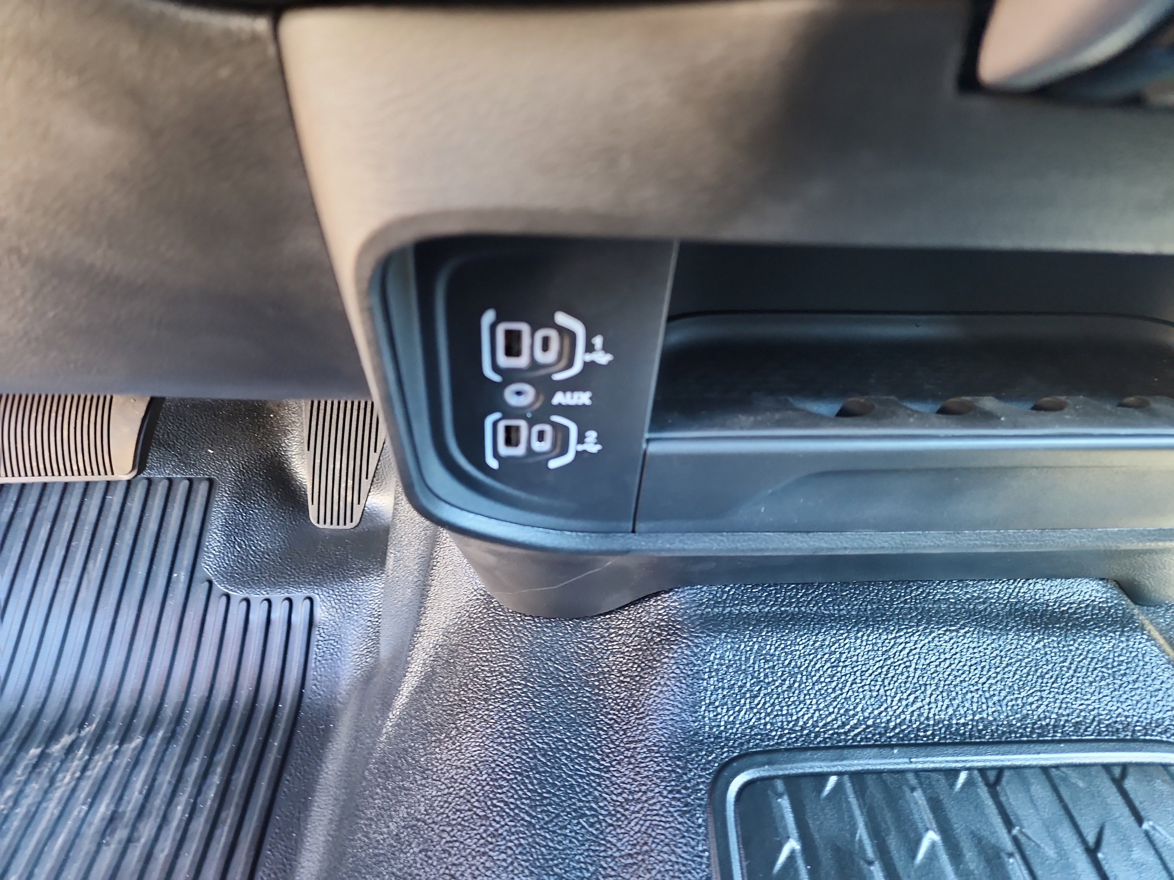 2026 RAM 5500 4x4 Crew Cab