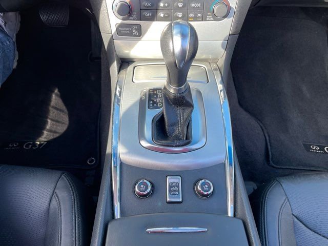 2012 INFINITI G37 Sport