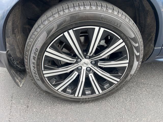 2023 Volvo Xc90 B5 Plus
