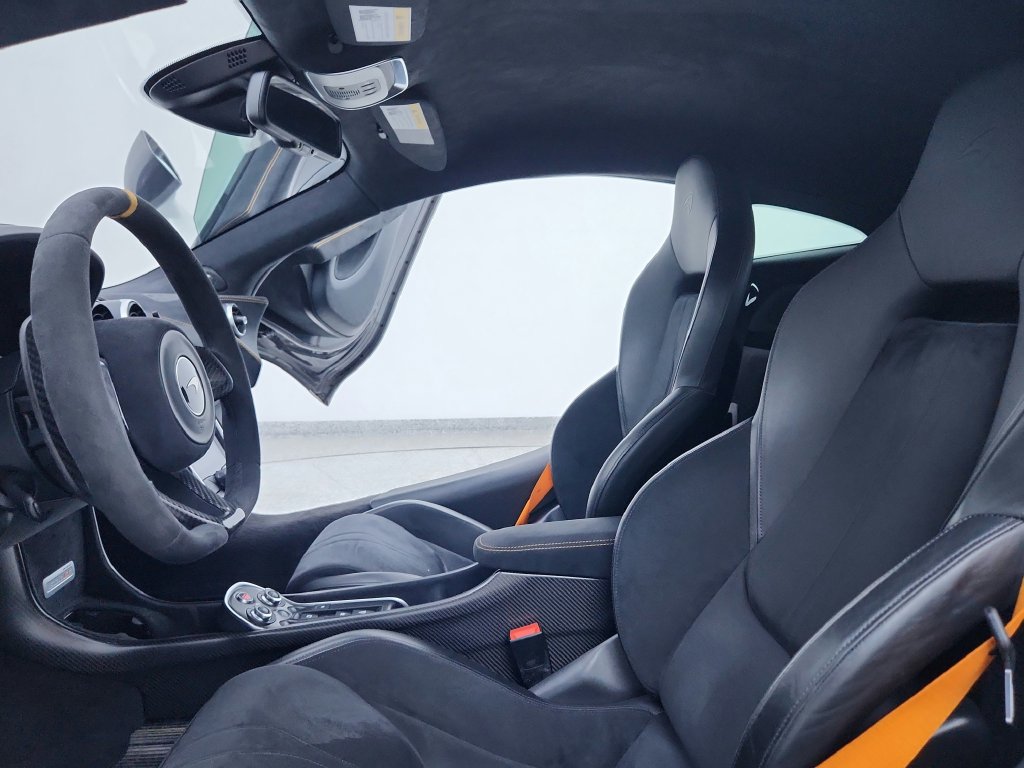 Used 2019 McLaren 600LT photo 15