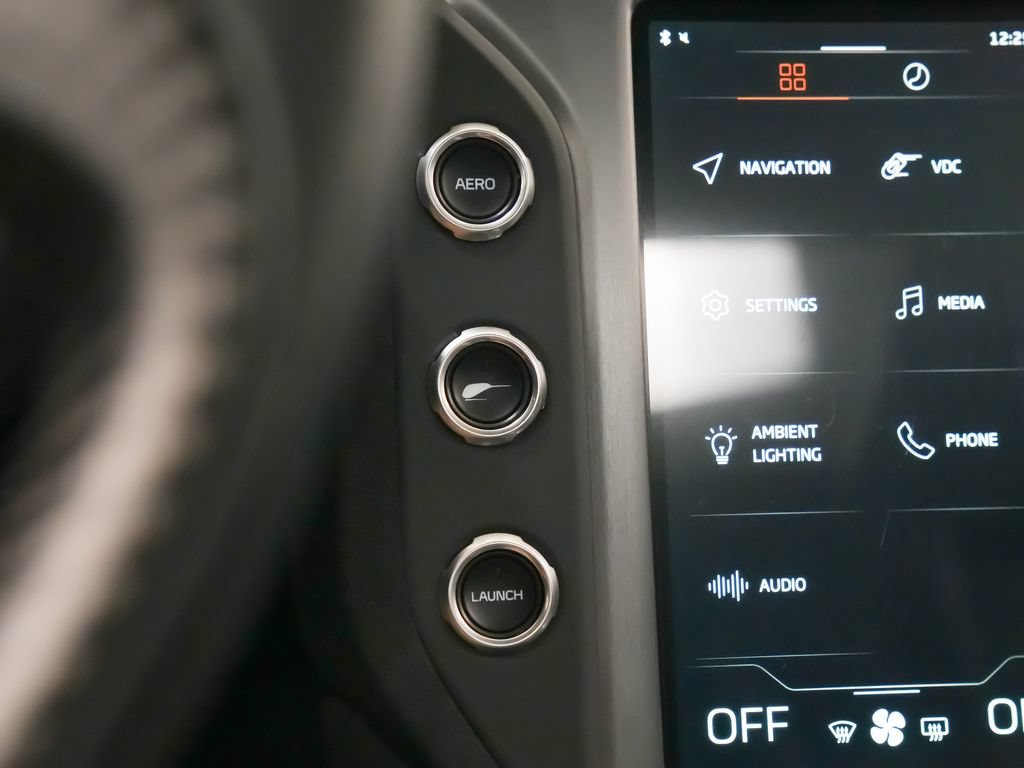 Used 2026 McLaren 750S Spider photo 30