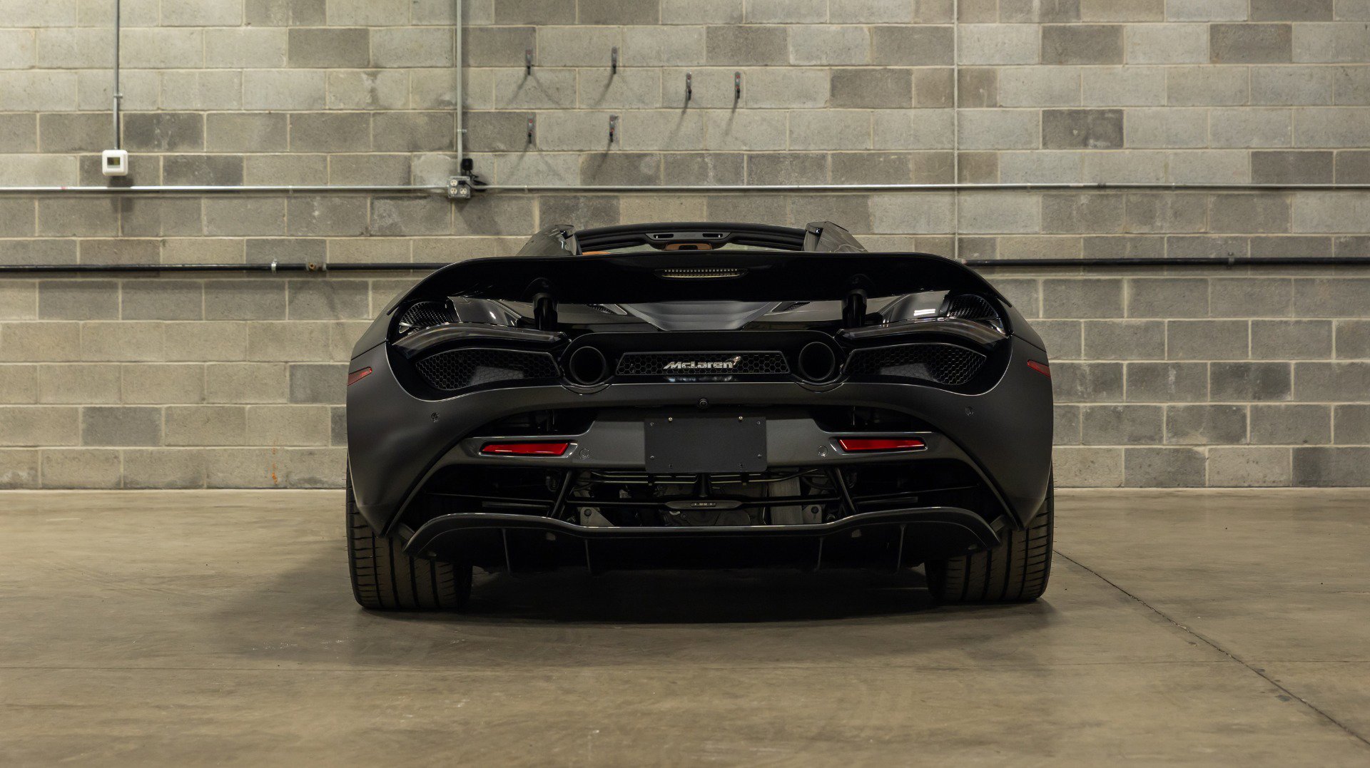 Used 2020 McLaren 720S Spider photo 9