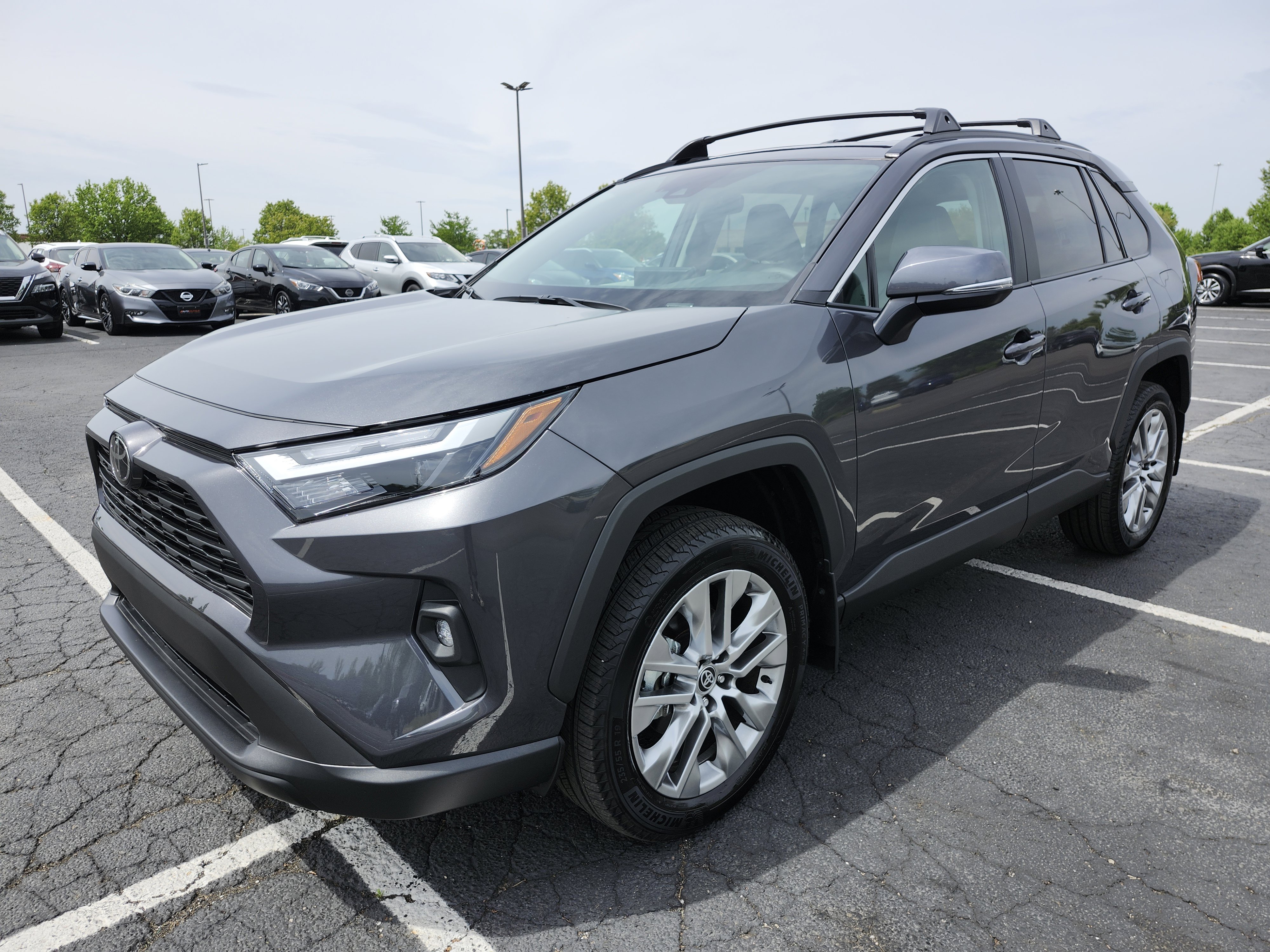 2025 Toyota Rav4 XLE Premium