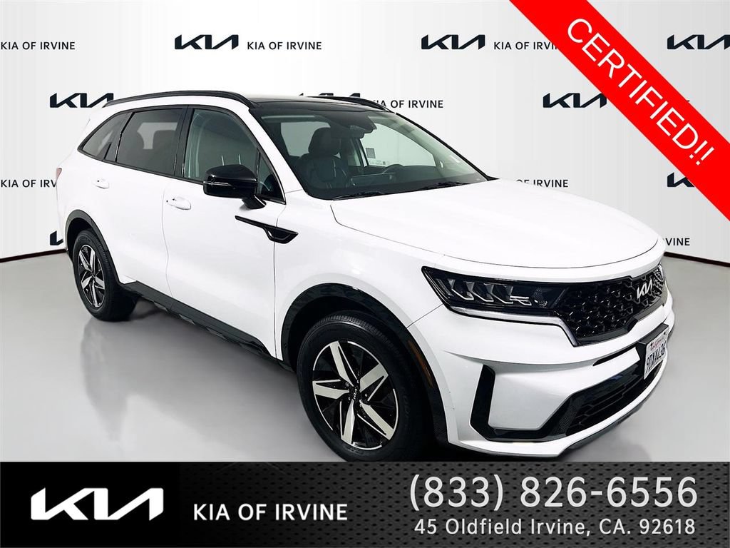 Certified 2022 Kia Sorento S w/ Panoramic Sunroof Package