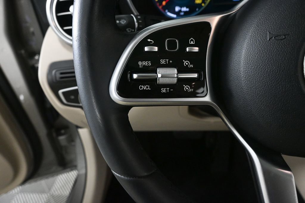 2022 Mercedes-Benz GLC 300