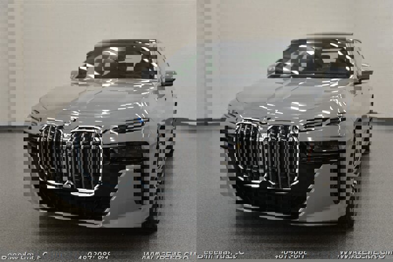2023 BMW 760i xDrive