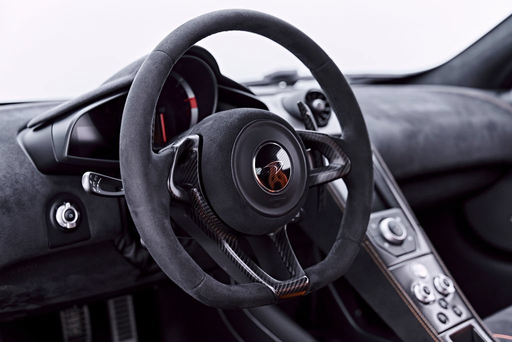 Used 2016 McLaren 675LT Coupe photo 66