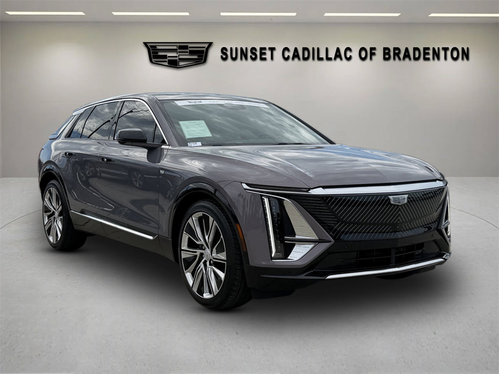 Certified 2025 Cadillac Lyriq Luxury w/ LPO, Floor Liner Package