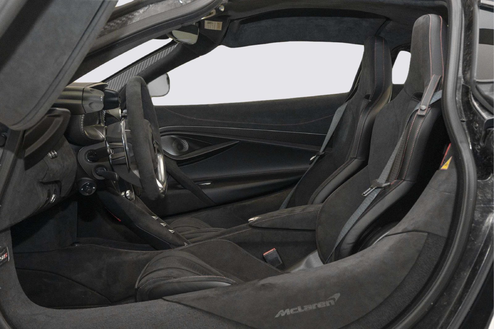 New 2027 McLaren 750S photo 15