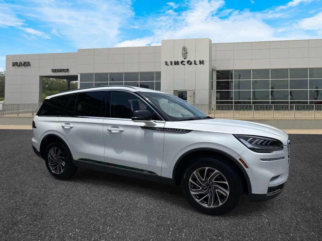 Certified 2023 Lincoln Aviator AWD w/ Class IV Trailer Tow Package